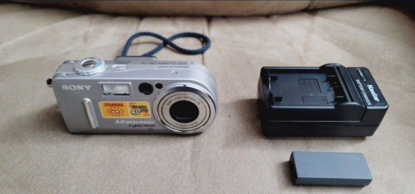 sony dsc-p92 Camera $40