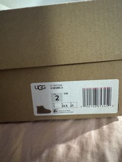 UGG KIDS SIZE 2