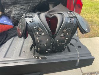 Schutt Football Shoulder Pads