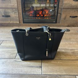 Guess Kamryn Purse 