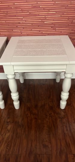 Pair end tables