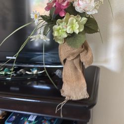 Burlap Standing Flower Arrangement