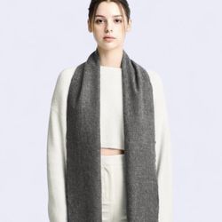Women's Grey Scarf-wraps Bloggers Favorite 70”x37”