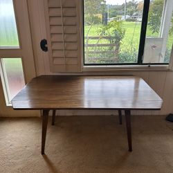 Vintage Mid Century Modern Drexel Adjustable Dinning/Coffee Table