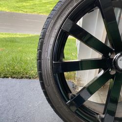 Rims 22”  (Like New)