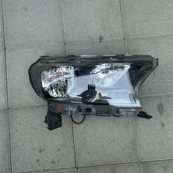 2019-2023 Ford Ranger Passenger Side Headlight OEM Used
