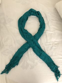 Lightweight Scarf