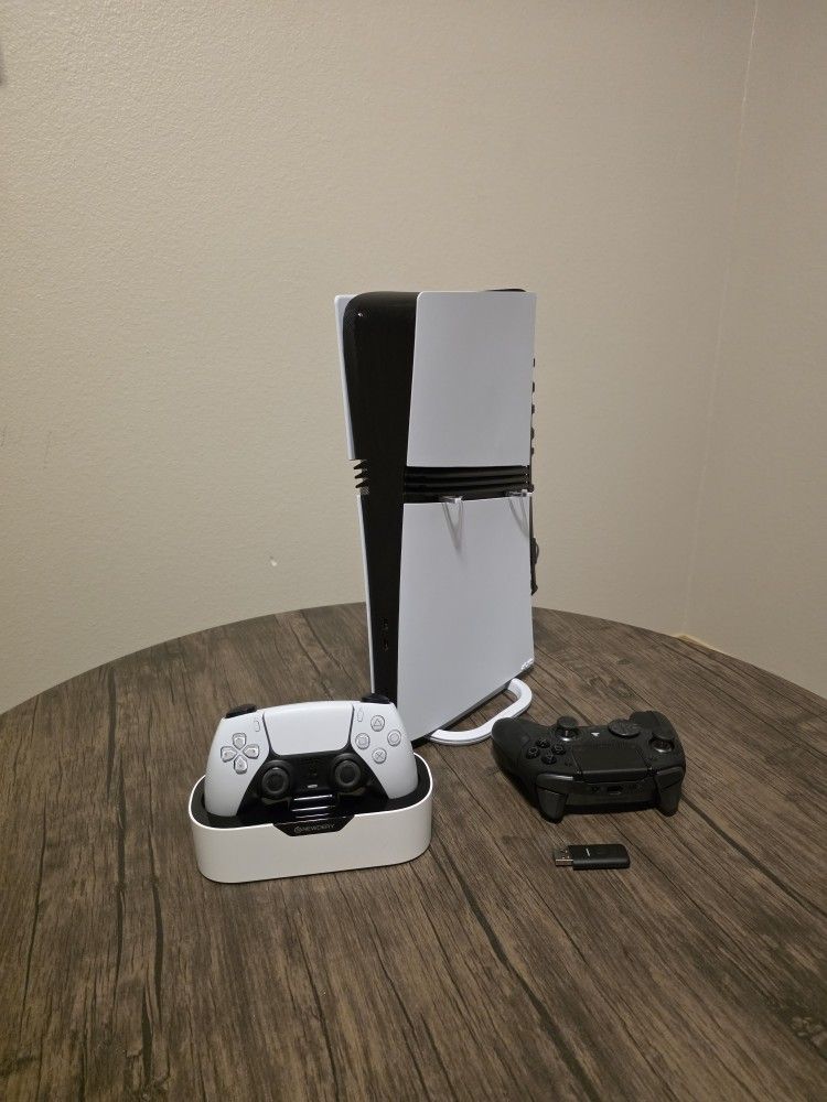 PS5 Pro 2tb + Nacon Revolution 5 Pro controller