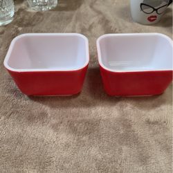 Set Of 2 Vintage Pyrex Refrigerator Pieces