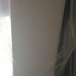 New  Zinus Mattress Queen