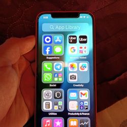 iPhone 12 (128GB) – PRODUCT RED