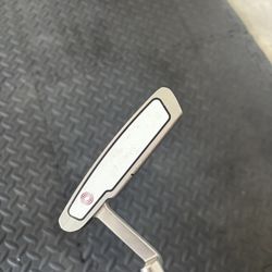 Odyssey White Hot Putter
