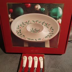 Lenox Holly Chip Dip Dish W Matching Set Of Cheese Spreaders, New