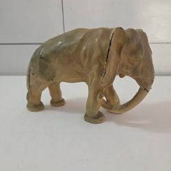  Antique cast iron elephant door stop measures approx. 7" long, 5" tall and 3" wide, weighs a little over 4.5 pounds. Hubley
100$ 
Pick up Mesa