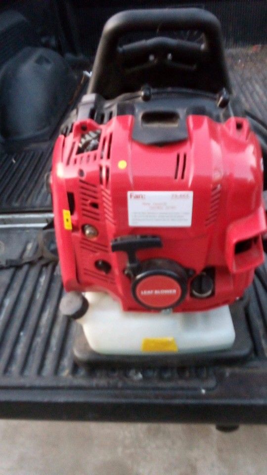 leaf blower