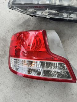 2011-13 Scion TC Headlight And Taillight