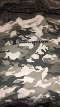Camouflage champion shirt