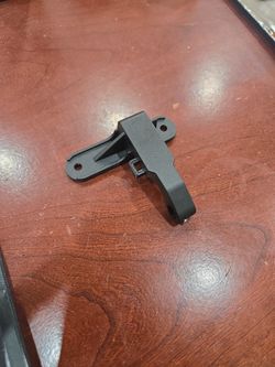 Thule replacement latch hinge