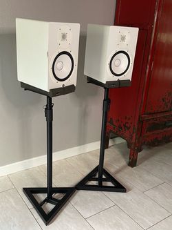 Yamaha HS8 Studio Monitor Speakers Pair White + Stands