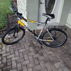 Trek 3700 26"