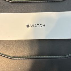 Apple Watch SE Gen 2 Grey