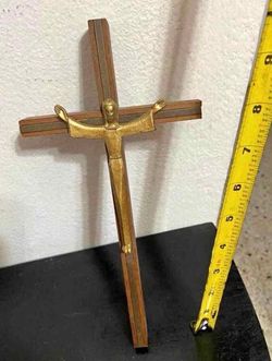 CRUCIFIJO ANTIGUO DE BRONCE Y MADERA