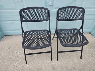 2 plastic chairs