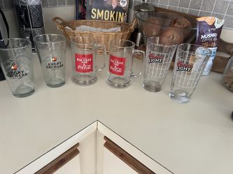 DRINKING GLASSES 