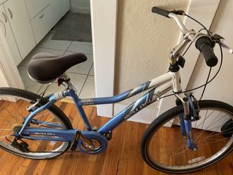 Avalon Comfort Series 7-Speed Bike