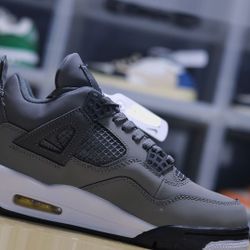 Jordan 4 Cool Grey 4