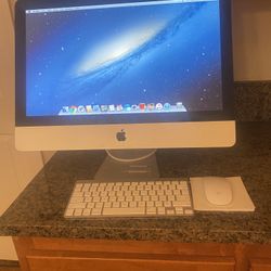 Apple iMac All-in-one Desktop Computer