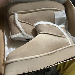 Uggs Koolaburra   Platform Boots