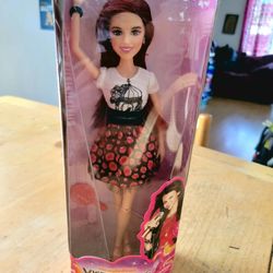 Cat valentine doll 2025