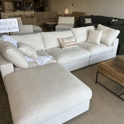 NEW RH Style Modular Cloud Sofa Chaise Sectional in Performance Linen - FREE Delivery  