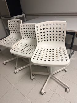 IKEA White Rolling Office Chairs – Set of 3