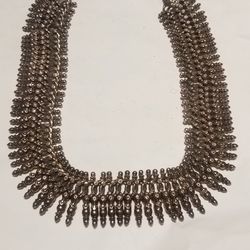 Silver  necklace Lent 14 By 1 use