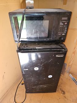 Small fridge and microwave