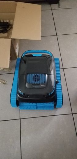 Pool cleaner