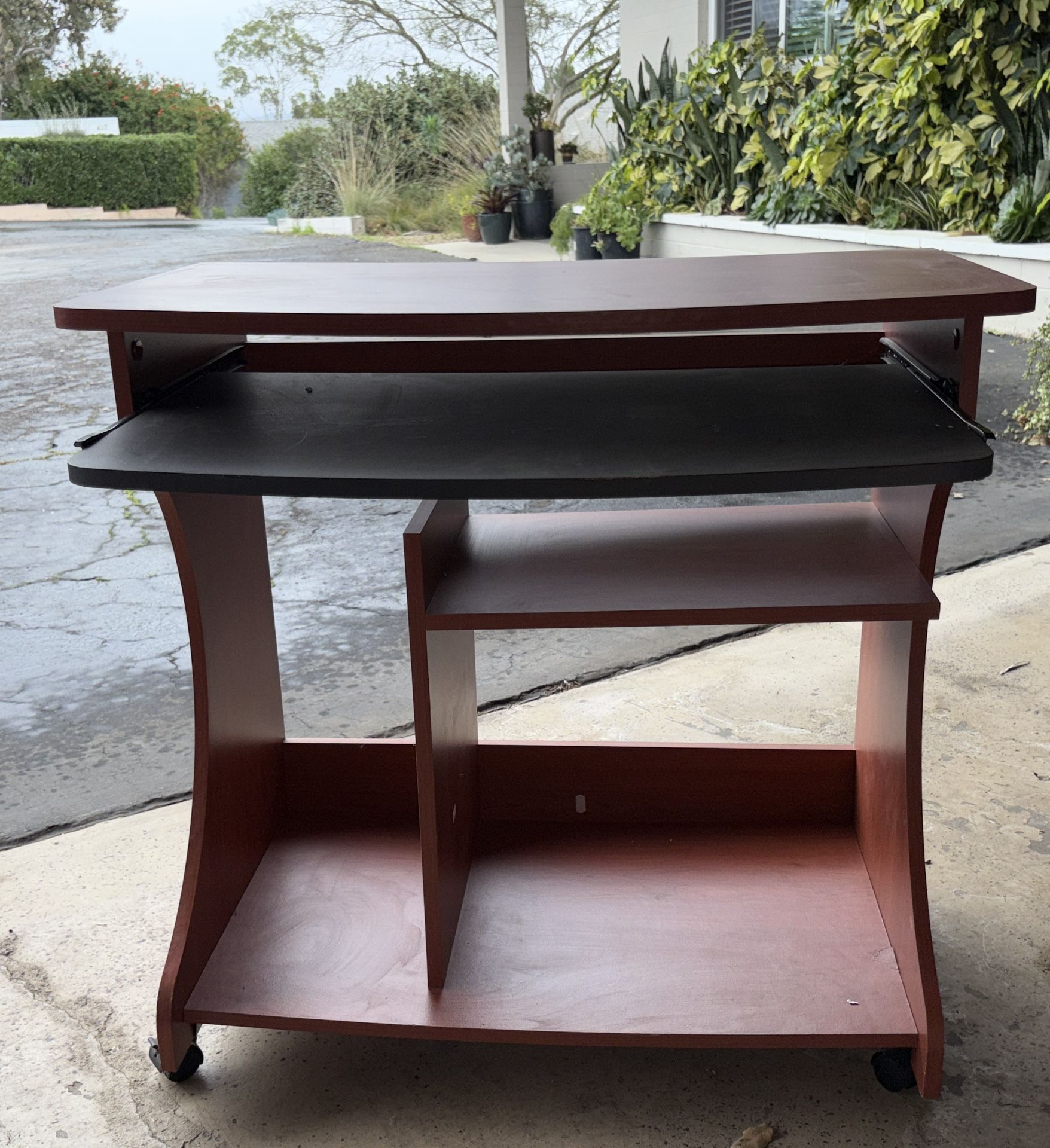 Computer Desk - Retractable Keyboard Tray