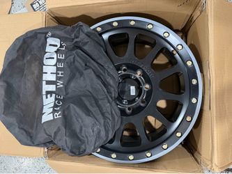 Method 305 8 Lug Wheels