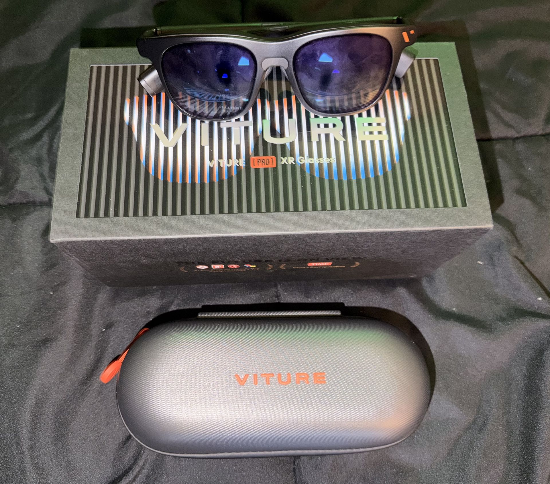 Viture Pro XR Glasses w/ Mobile Dock