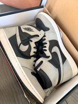 Air Jordan 1 shadows