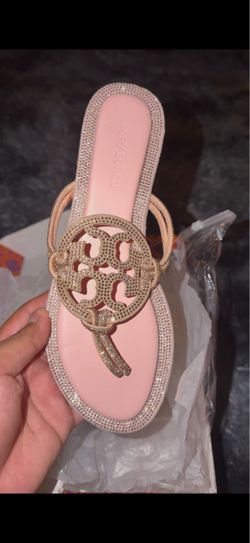 Size 7.5 tory burch sandles pink with rhinestones