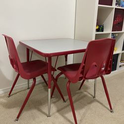 Kids Adjustable Rectangular Table With Two Chairs 