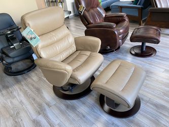 BarcaLounger Recliner Chair And Ottoman 