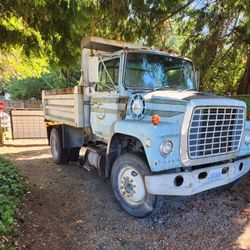 1979 FORD 800 Dump Truck 