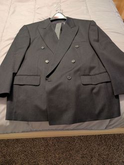 Men's Double Breasted Suit.  44 Short