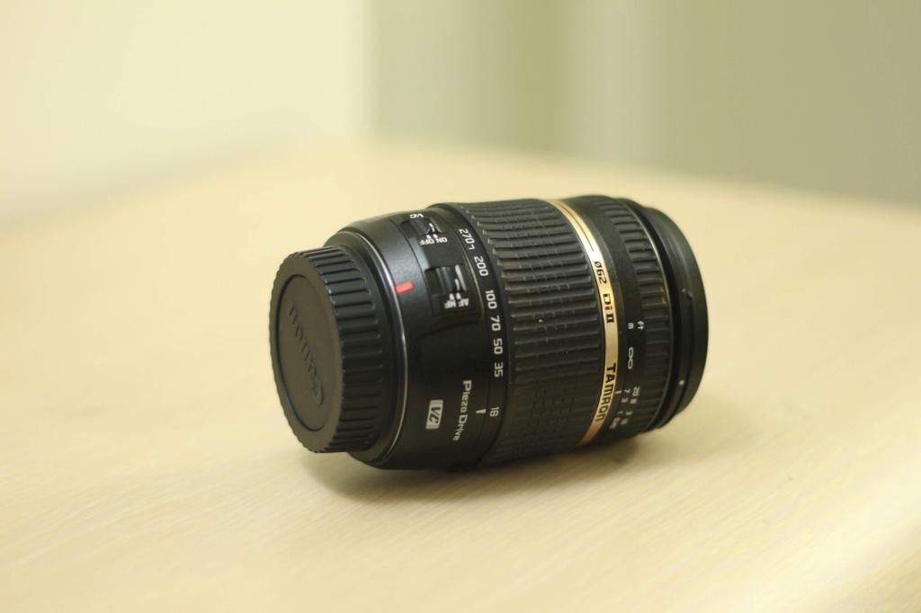 Tamron 18‑270mm Lens for Canon DSLRs ( EF-S mount)