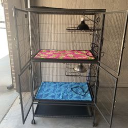 Heated Small Animal Cage W/ Many Accessories