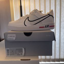 NIKE AIR FORCE 1 REACT WHITE/BLACK/UNIVERSITY RED….MEN’S SIZE 10….DEADSTOCK